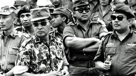  Cuộc Bạo Loạn Peristiwa 1965; Phong Trào Chống Cộng Sản Rầm Rộ Và Sự Ra Đi của Sukarno